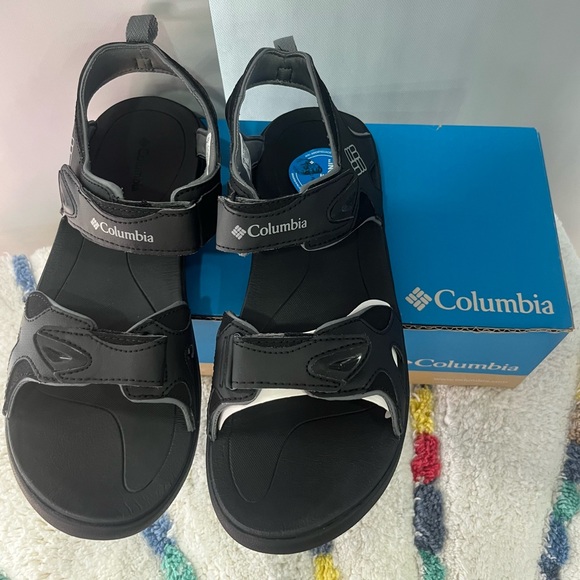 Columbia Charcoal Adjustable Sandals - Picture 1 of 8